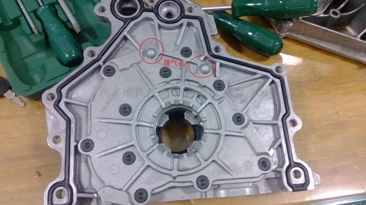 【路虎攬勝柴油3.6L發(fā)動(dòng)機(jī)機(jī)油泵（圖解）】圖4