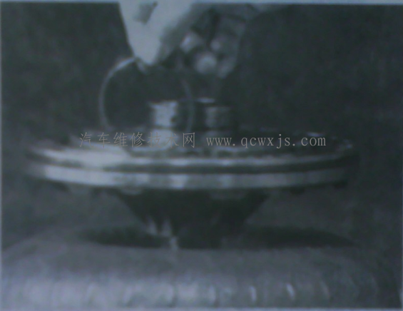 自動變速器維修之變速器油泵的分拆解 自動變速器維修之變速器油泵的分拆解