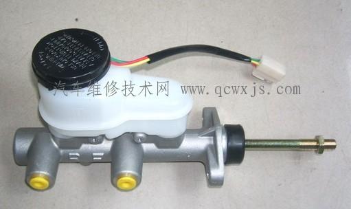 汽車制動跑偏如何解決維修 汽車制動跑偏如何解決維修