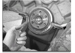 【發動機“燒”機油的40個原因】圖2