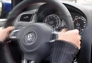 汽車方向盤抖動如何解決