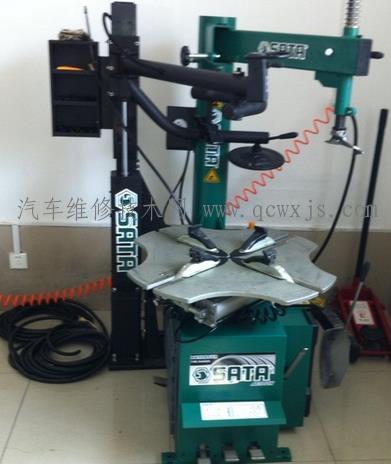 輪胎拆裝扒胎機操作安全注意事項