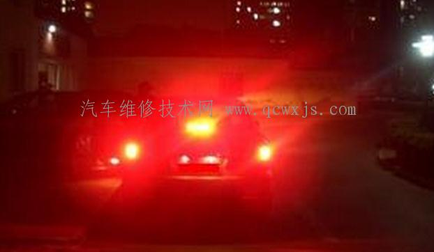 【剎車燈的控制和工作原理】圖1
