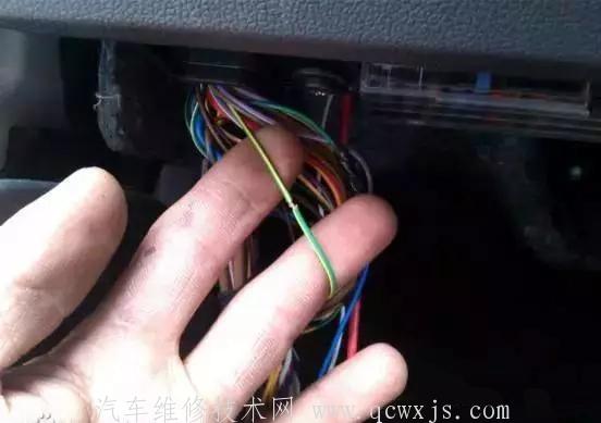 2013款捷達防盜系統接線方法