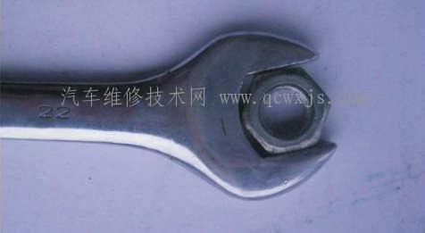 【扳手的使用和選用注意事項】圖3