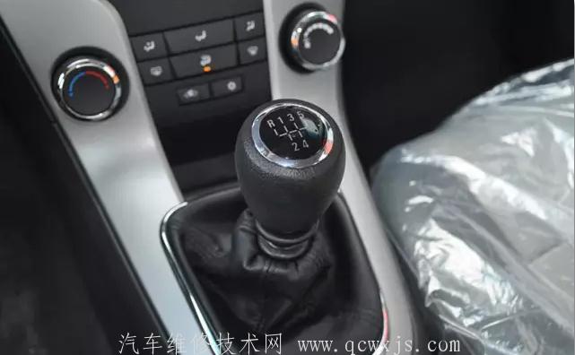 【手動(dòng)擋汽車在不久的將來(lái)會(huì)被自動(dòng)擋淘汰嗎】圖2