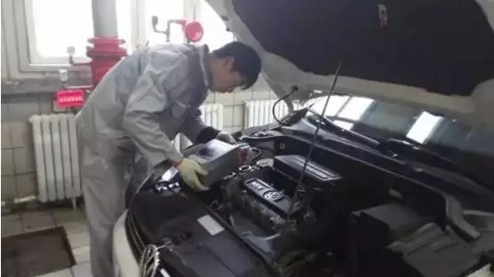 【汽車(chē)?yán)鋯?dòng)怠速低且抖動(dòng)原因】圖4