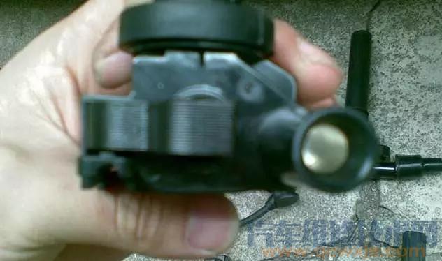 三元催化器堵塞 和汽油有關(guān)系嗎