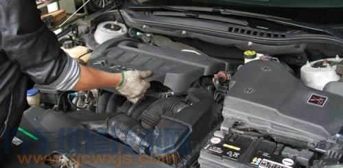 引起發(fā)動機怠速不穩(wěn)的原因和解決方法