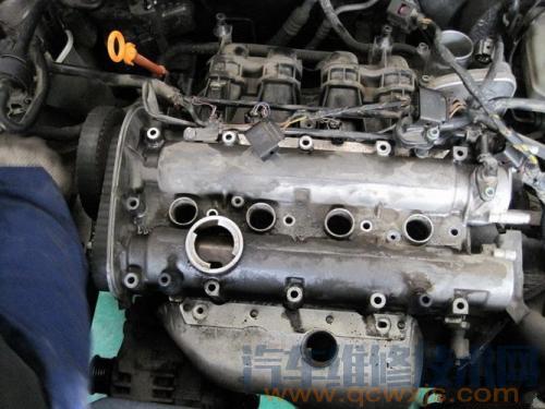 發動機竄氣的癥狀 	發動機串氣怎么解決
