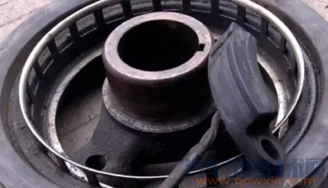 別克GL8陸尊發動機故障燈亮