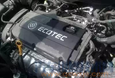 【汽車漏油一般都在哪個位置?下面這些位置最容易漏油千萬注意檢查】圖1