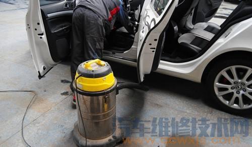 【汽車內飾清潔流程步驟】圖2