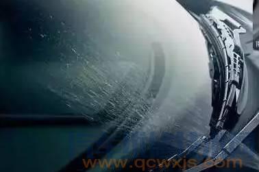 【雨刮器異響又刮不干凈怎么辦】圖3