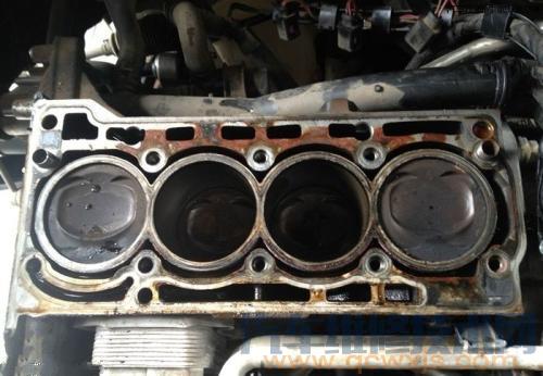 更換發動機氣缸缸墊注意事項