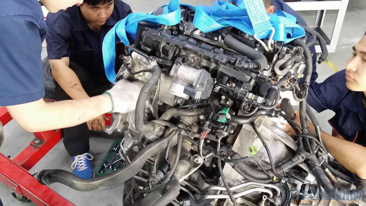 【奧迪A5發動機燒機油發動機大修過程（圖）】圖4