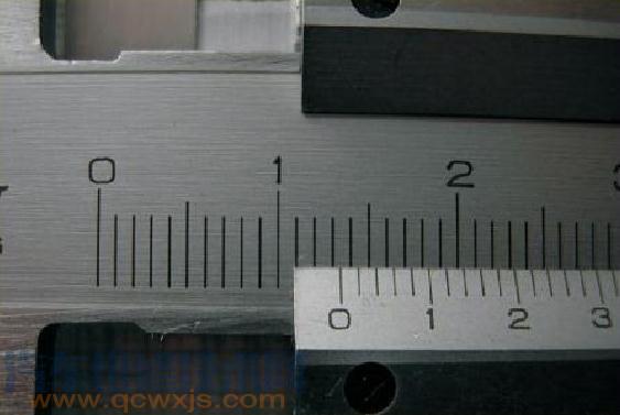 【游標(biāo)卡尺的使用讀數(shù)方法（圖解）】圖3