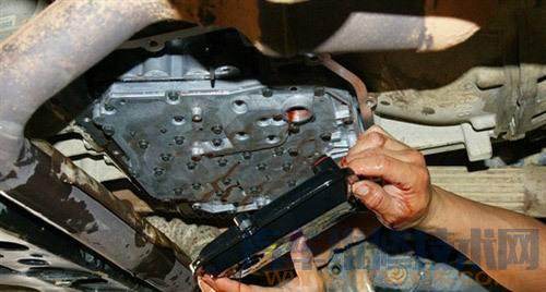 【自動變速箱是如何保養?自動變速箱保養注意事項】圖3