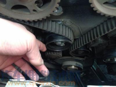 【汽車冷車啟動皮帶異響原因和解決方法】圖2
