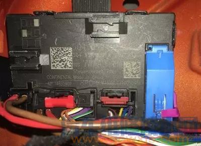 Golf A7、GolfSportsVan前門(mén)無(wú)一鍵升降功能維修