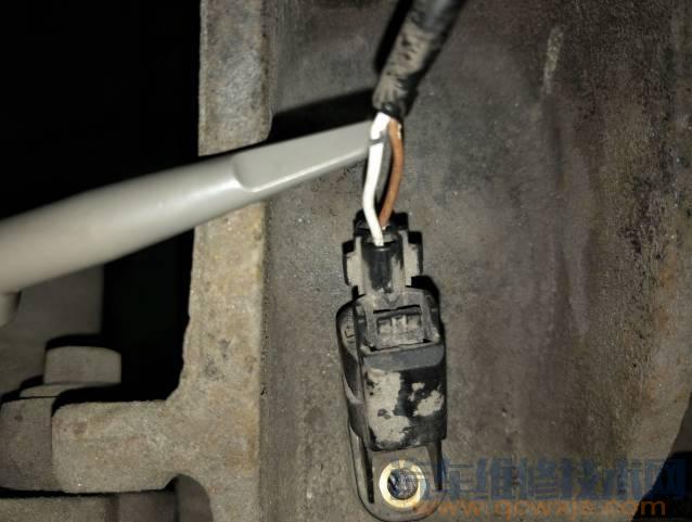 【輪速傳感器好壞的判斷 輪速傳感器的檢測方法】圖4