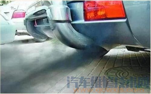 汽車排氣管冒黑煙是怎么回事