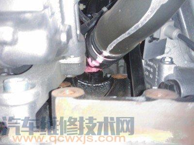 怎么知道冷卻液泄露 檢查冷卻液泄漏方法