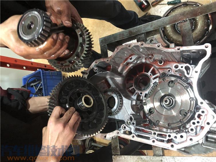 途觀變速箱異響故障 自動變速箱解體拆解(圖解) 途觀變速箱異響故障 自動變速箱解體拆解(圖解)