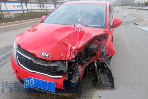 汽車車身損壞嚴重如何鈑金修復