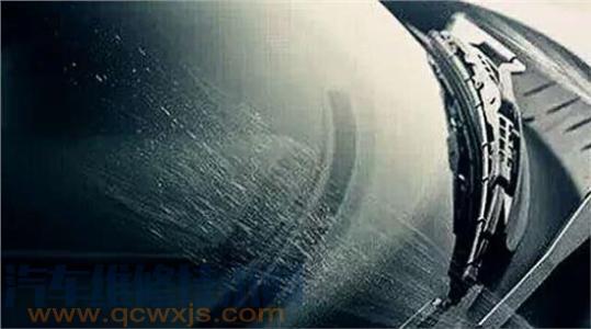 玻璃水是干什么作用的?加玻璃水有必要嗎？