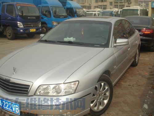 【別克榮御儀表異常故障燃油油位指示表指示最低油位，ABS、SRS燈亮】圖1