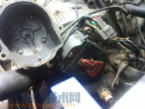 【汽車分電器壞了的癥狀 分電器好壞的檢查判斷】圖2