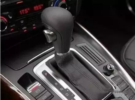 【自動擋檔位P擋和D擋正確使用問題解答】圖1