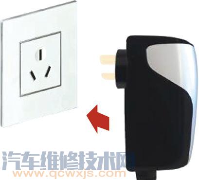 【交流充電連接裝置使用方法和注意事項】圖2