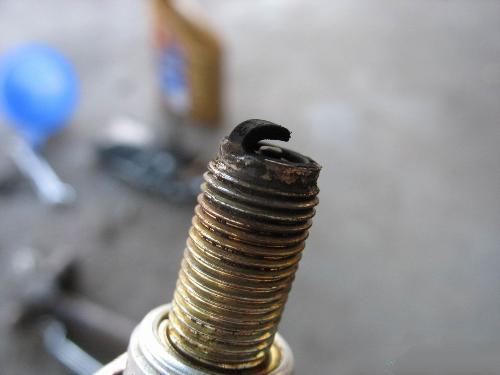 【發(fā)動(dòng)機(jī)動(dòng)力部分損失指示燈亮是什么原因情況】圖3