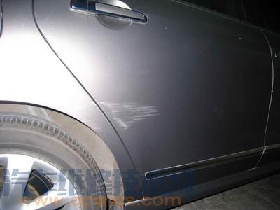 汽車輕微劃痕修復方法 汽車小劃痕怎么修復