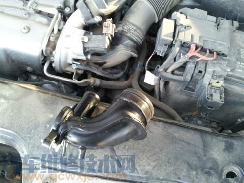 【發動機進氣管回火表現及故障排除】圖1