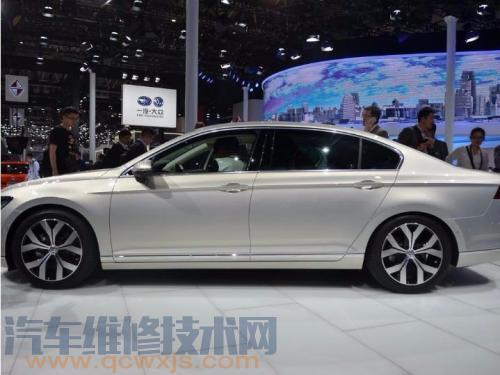 大眾邁騰車鑰匙進(jìn)行遙控玻璃升降匹配操作