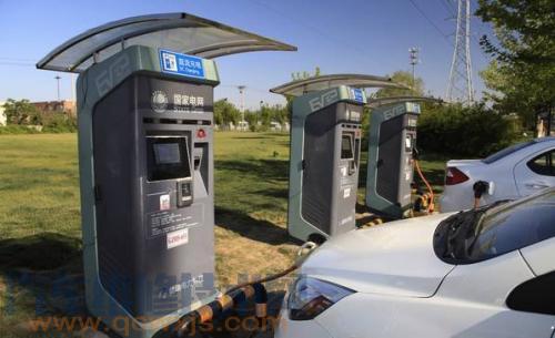 電動(dòng)汽車充電樁怎么用 電動(dòng)汽車充電樁充電步驟方法