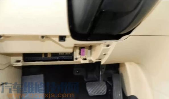 大眾途安obd接口位置 大眾途安obd接口在哪