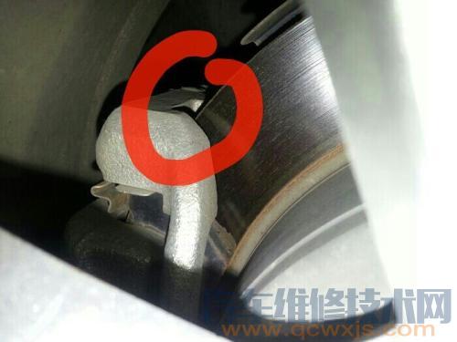 【剎車(chē)有聲音是什么原因,剎車(chē)有聲響原因介紹】圖3