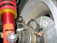 【ABS報(bào)警燈亮是什么原因 ABS燈亮了怎么處理】圖2