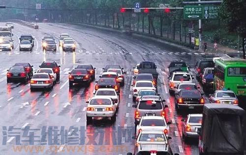 為什么闖紅燈沒被處罰，這些情況闖紅燈不會被處罰