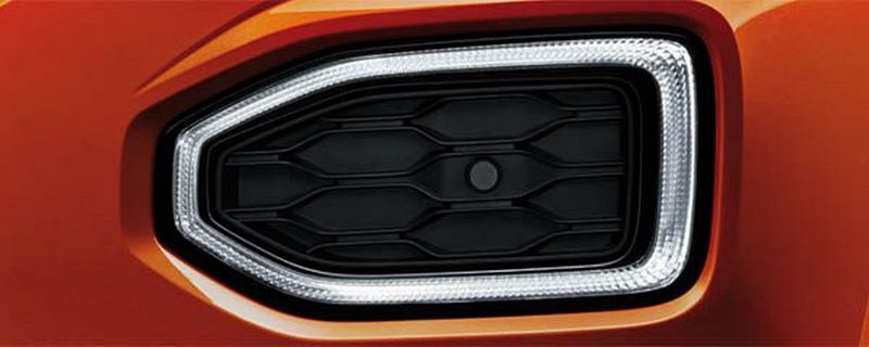 汽車鹵素?zé)艉蚻ed燈的區(qū)別是什么