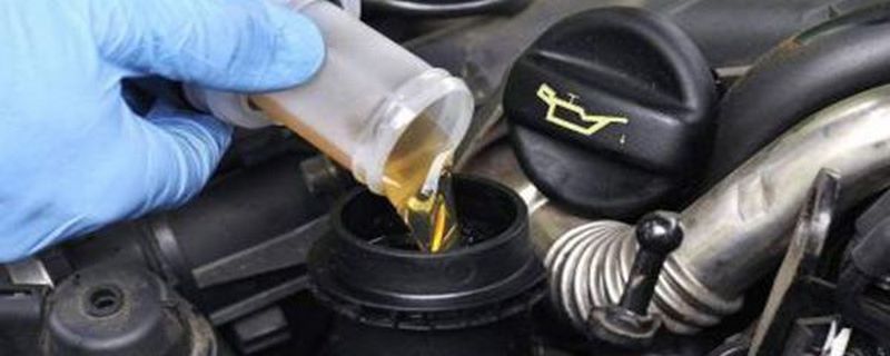 汽車保養換機油越貴越好嗎