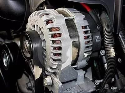 交流發(fā)電機(jī)初步檢查項(xiàng)目