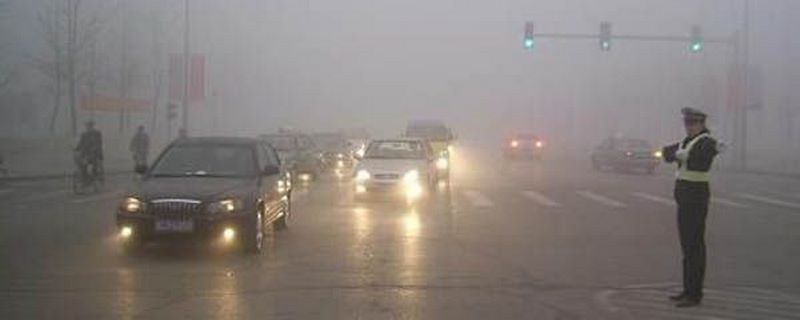 危險(xiǎn)報(bào)警閃光燈在哪里