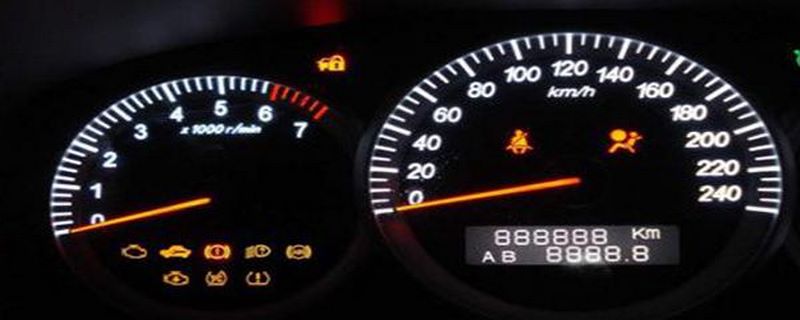 安全氣囊燈亮的原因是什么