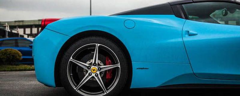 卡宴輪轂20寸輪胎型號是多少