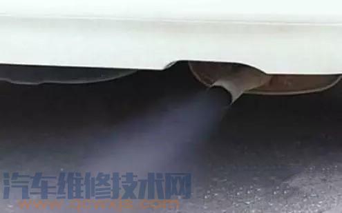 帕薩特急加速時排氣管冒黑煙